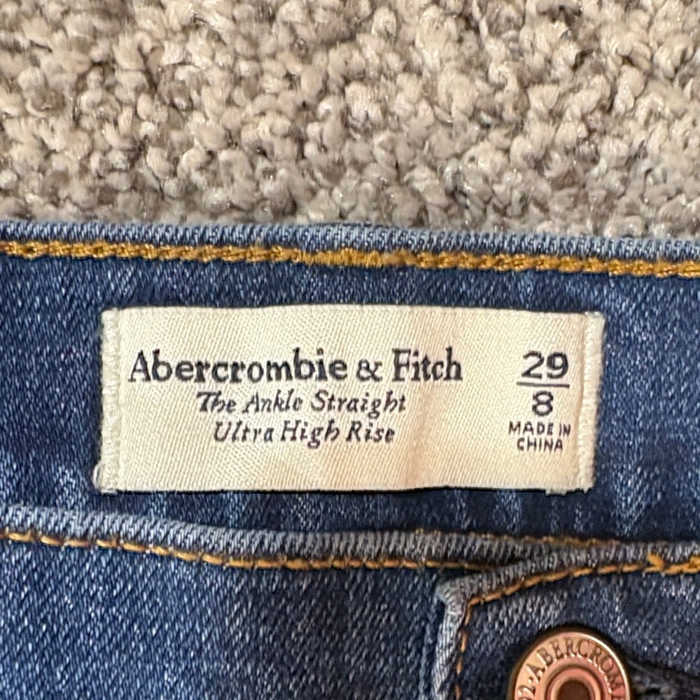 Abercrombie & Fitch Ankle Straight Jeans - Picture 7 of 9